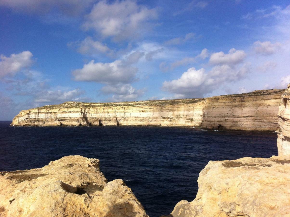 Penthouse "Maltese Scent" Leilighet Mellieħa Eksteriør bilde