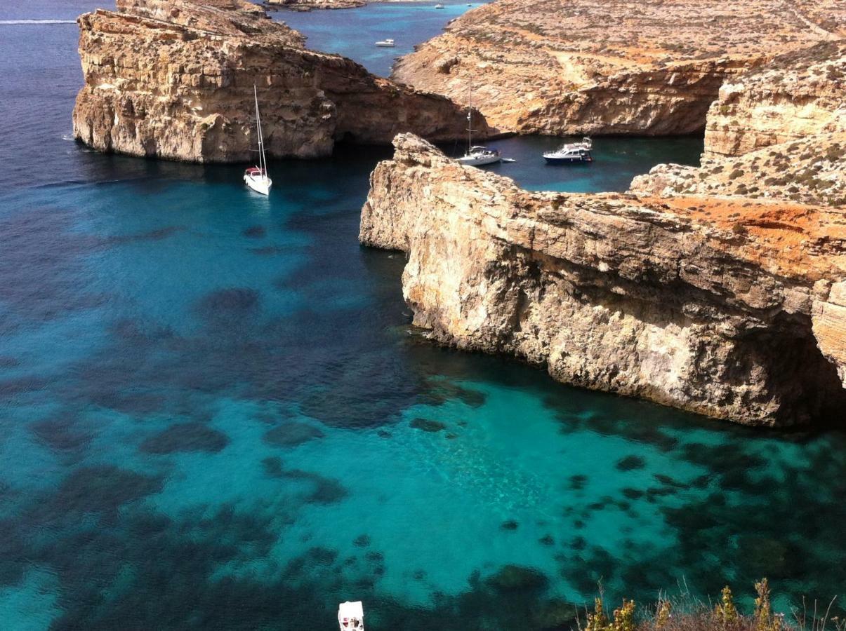 Penthouse "Maltese Scent" Leilighet Mellieħa Eksteriør bilde